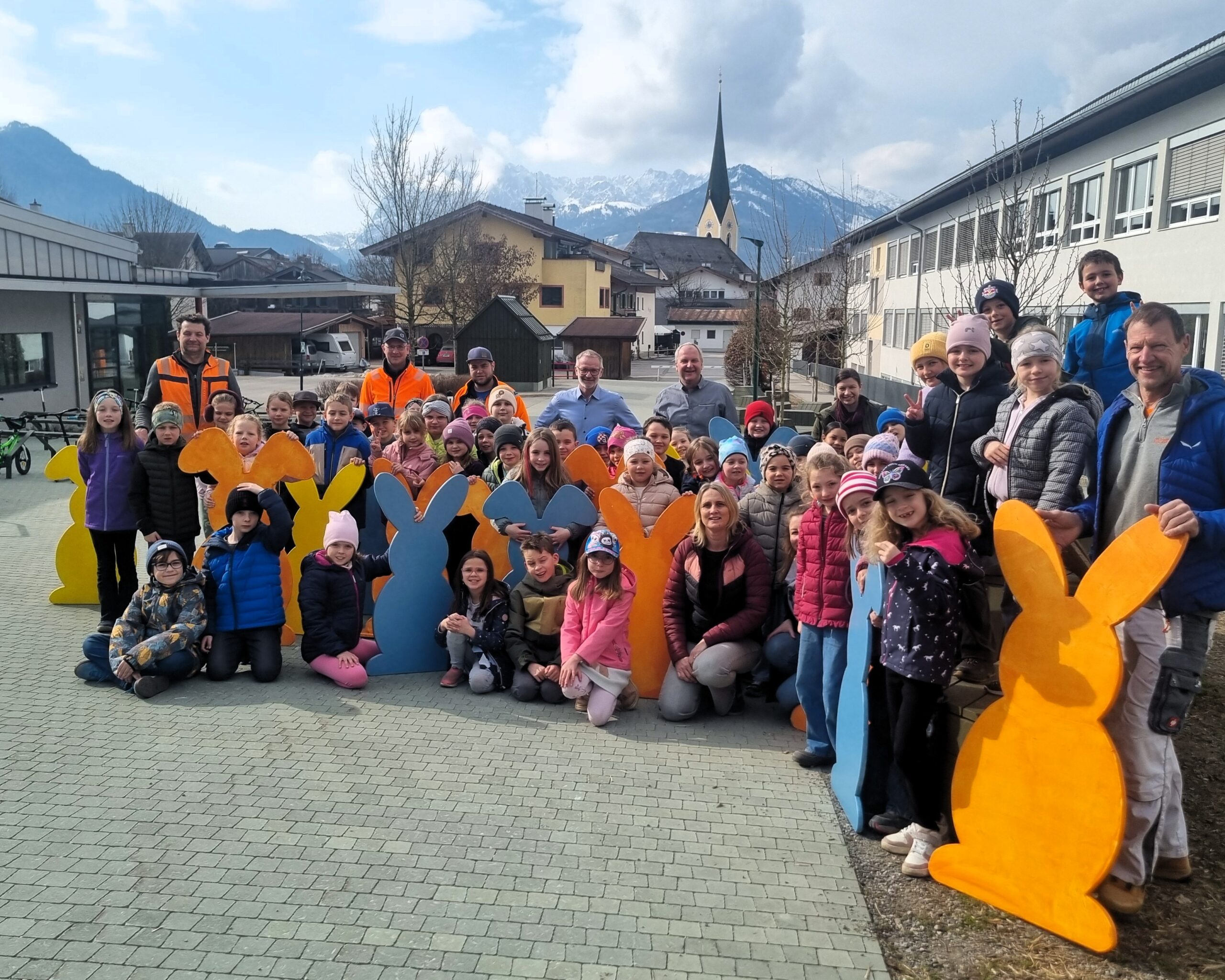 Osterhasenprojekt by Ortsmarketing Kössen cj